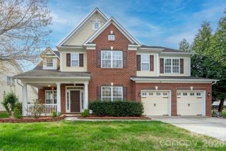 10123 Newtonmore Drive, Charlotte, NC 28278