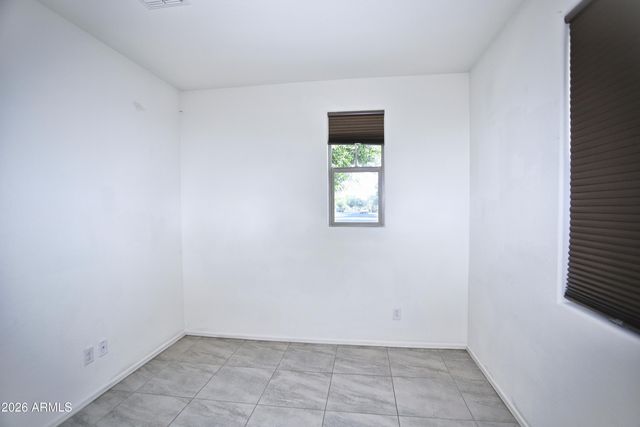 36 E CONSTITUTION Drive, Gilbert, AZ 85296