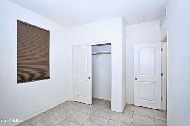 36 E CONSTITUTION Drive, Gilbert, AZ 85296