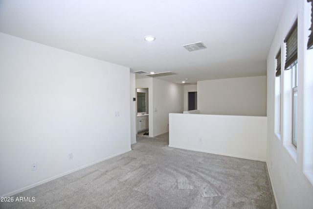 36 E CONSTITUTION Drive, Gilbert, AZ 85296