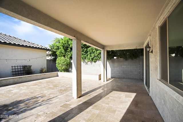 36 E CONSTITUTION Drive, Gilbert, AZ 85296
