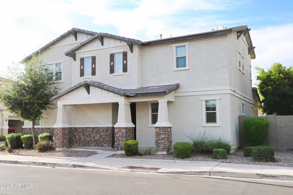 36 E CONSTITUTION Drive, Gilbert, AZ 85296 — photo 2