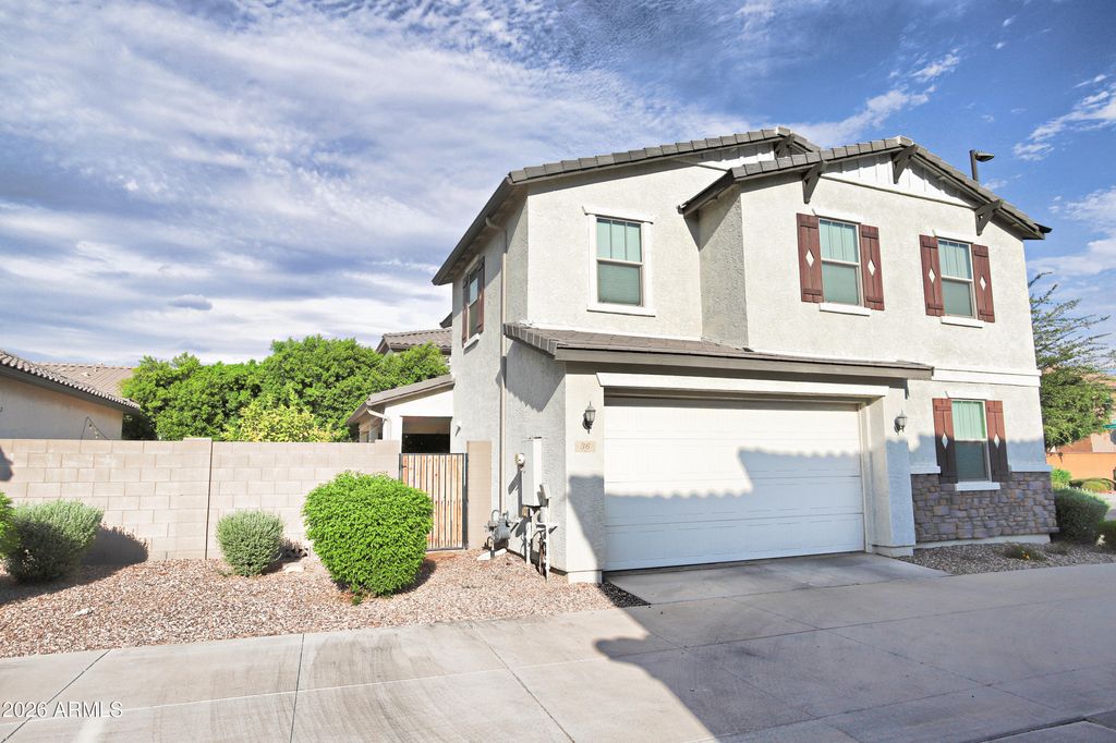 36 E CONSTITUTION Drive, Gilbert, AZ 85296 — photo 4