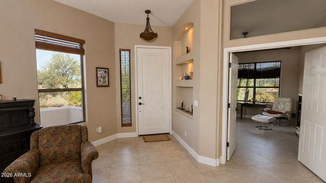 9718 E CHUCKWAGON Lane, Scottsdale, AZ 85262