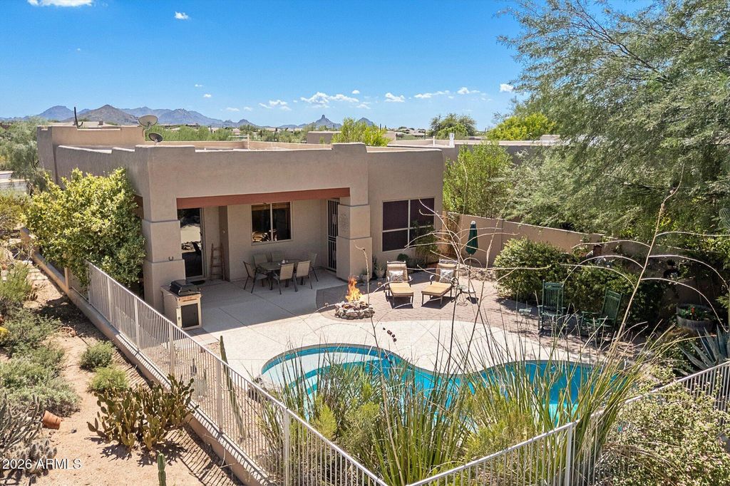 9718 E CHUCKWAGON Lane, Scottsdale, AZ 85262 — photo 3