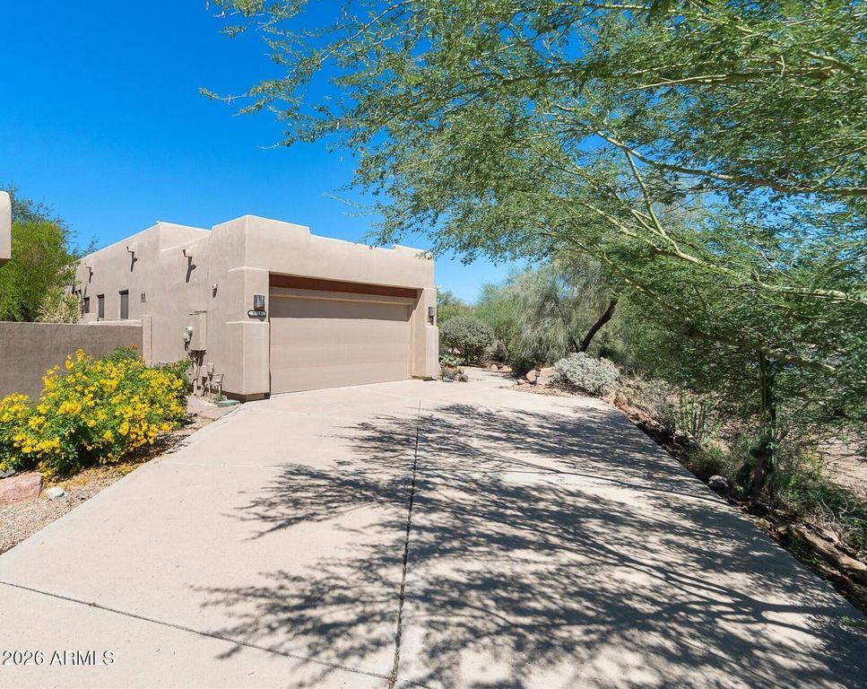 9718 E CHUCKWAGON Lane, Scottsdale, AZ 85262 — photo 4