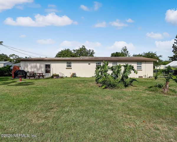 5608 BRANNON Avenue, Jacksonville, FL 32244