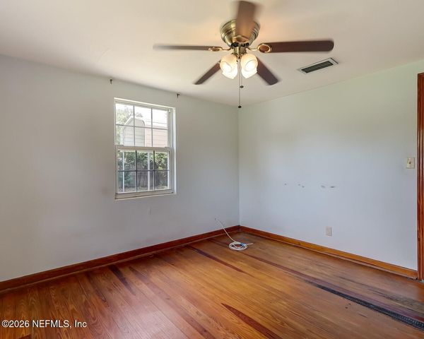 5608 BRANNON Avenue, Jacksonville, FL 32244