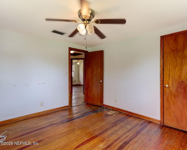 5608 BRANNON Avenue, Jacksonville, FL 32244