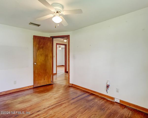 5608 BRANNON Avenue, Jacksonville, FL 32244