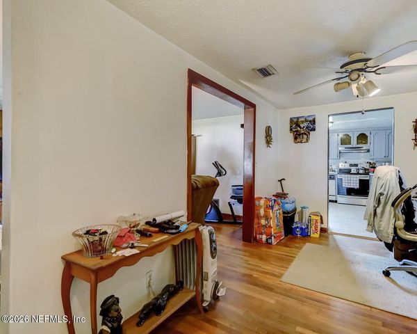 5608 BRANNON Avenue, Jacksonville, FL 32244