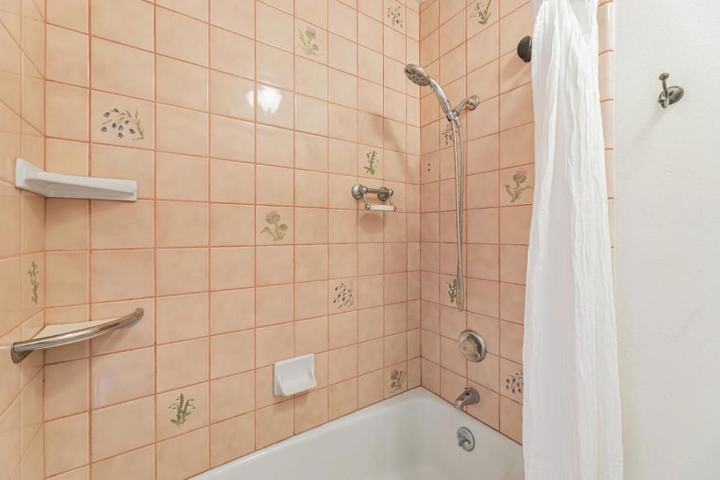 Image 33 of property listing at 5264 Cribari, San Jose, CA 95135