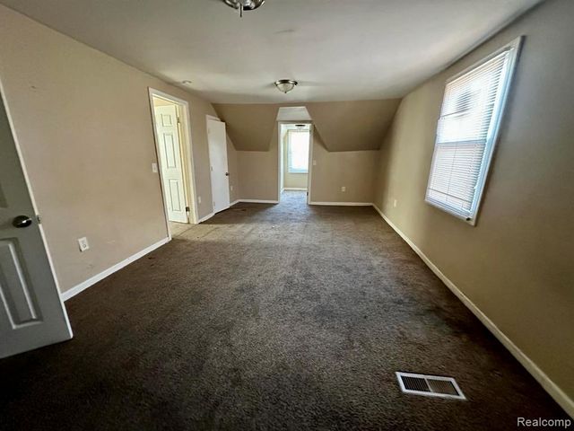 15850 E State Fair Street, Detroit, MI 48205