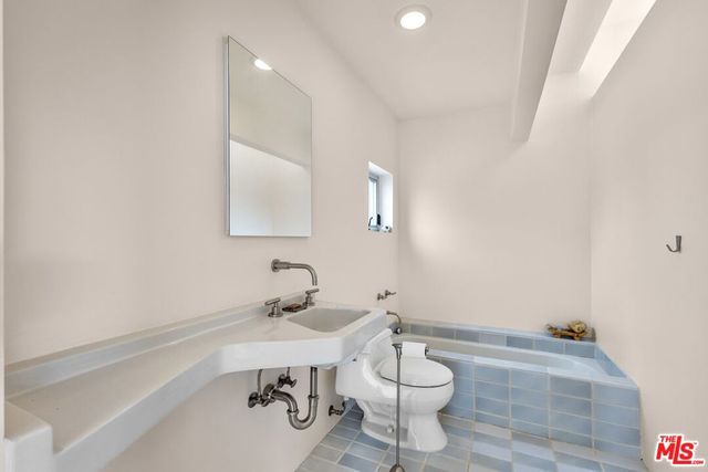 63131 Rocking Chair Road, Joshua Tree, CA 92252