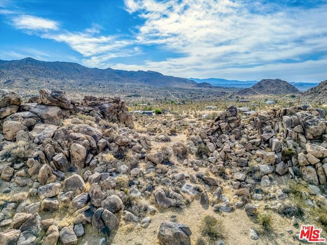 63131 Rocking Chair Road, Joshua Tree, CA 92252