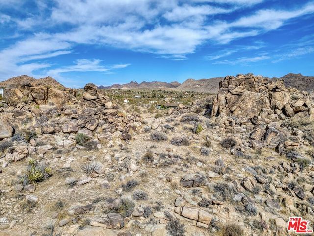 63131 Rocking Chair Road, Joshua Tree, CA 92252