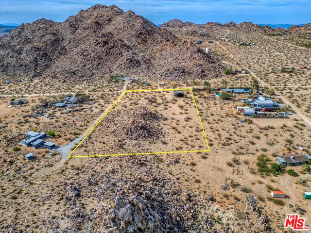 63131 Rocking Chair Road, Joshua Tree, CA 92252