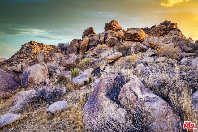 63131 Rocking Chair Road, Joshua Tree, CA 92252