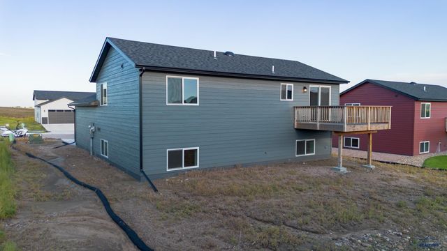 197 DORCHESTER AVE, Box Elder, SD 57719