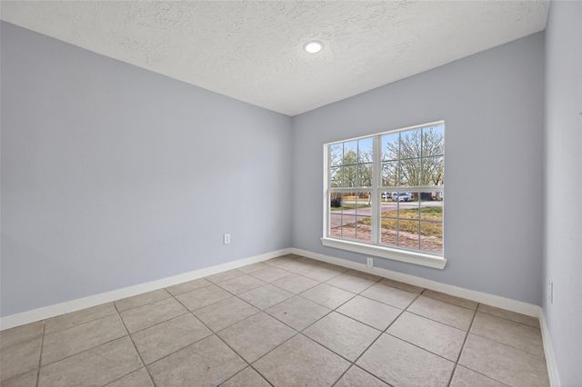 2506 River Ridge, Conroe, TX 77385