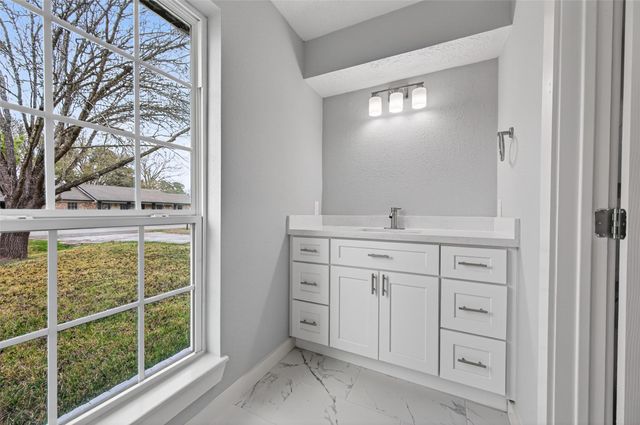 2506 River Ridge, Conroe, TX 77385