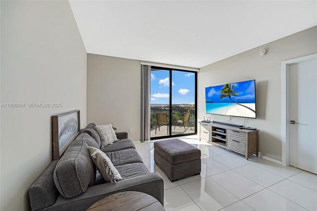 5300 Paseo Blvd 1910, Doral, FL 33166