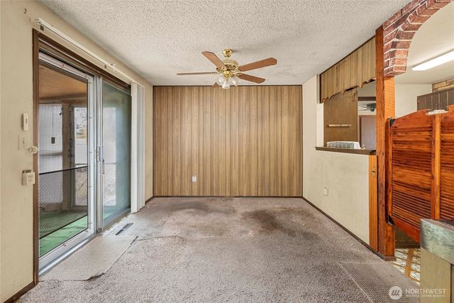 15406 12th Avenue E, Tacoma, WA 98445
