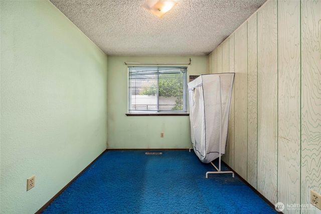 15406 12th Avenue E, Tacoma, WA 98445