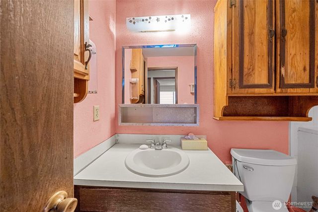 15406 12th Avenue E, Tacoma, WA 98445