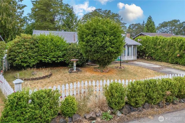 15406 12th Avenue E, Tacoma, WA 98445