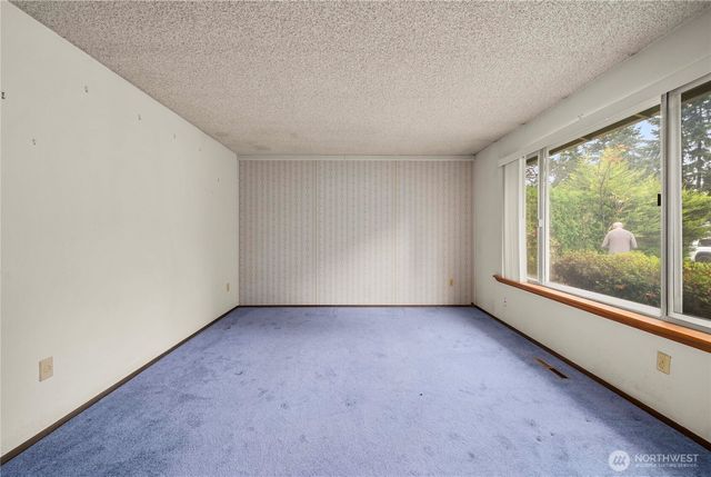 15406 12th Avenue E, Tacoma, WA 98445