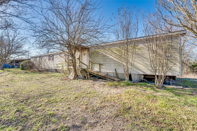 100 Zodiac Strait Road, Ferris, TX 75125