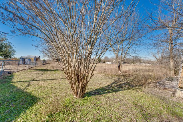 100 Zodiac Strait Road, Ferris, TX 75125