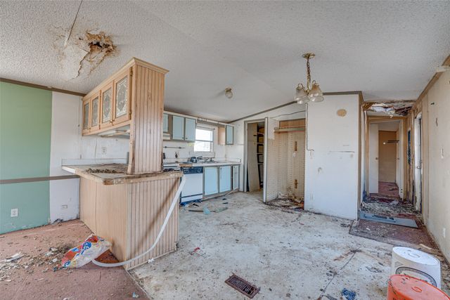 100 Zodiac Strait Road, Ferris, TX 75125