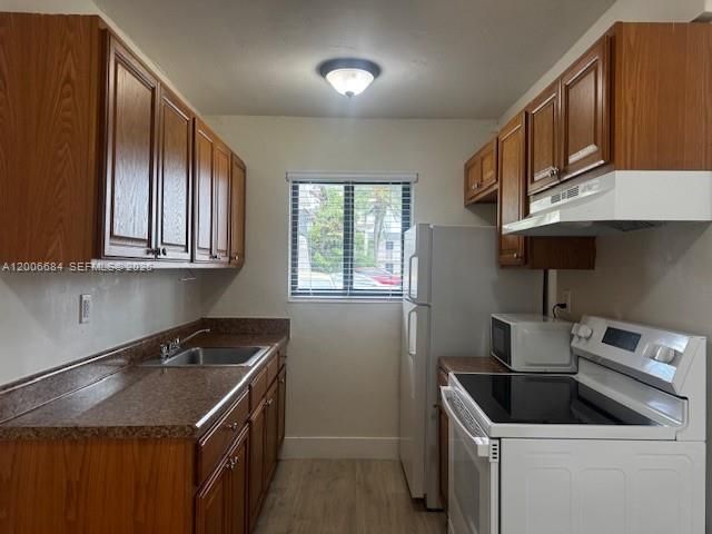 1310 W 29th St 22, Hialeah, FL 33012