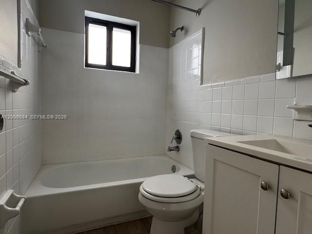 1310 W 29th St 22, Hialeah, FL 33012