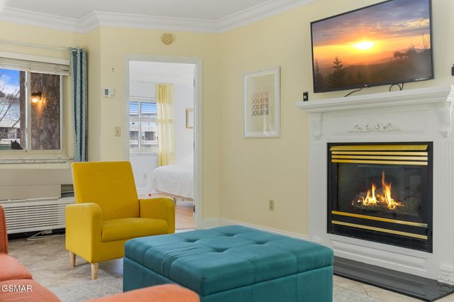 3215 N River Road, Pigeon Forge, TN 37863