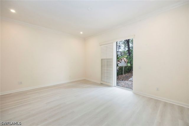 4260 Montalvo CT, Naples, FL 34109