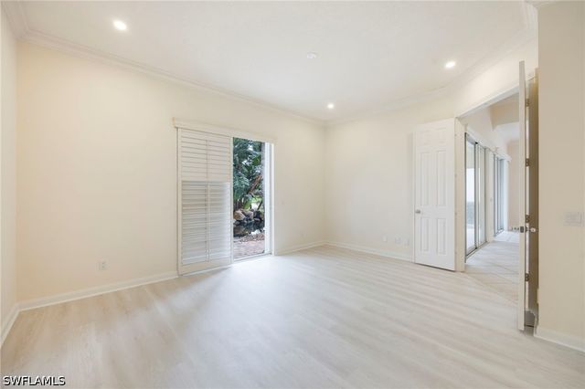 4260 Montalvo CT, Naples, FL 34109