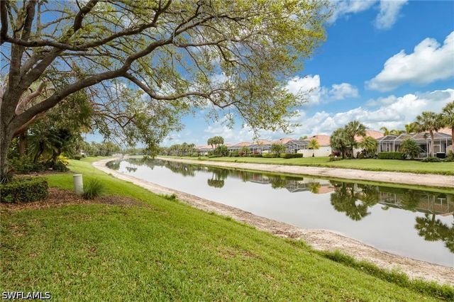 4260 Montalvo CT, Naples, FL 34109