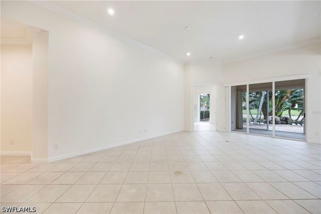 4260 Montalvo CT, Naples, FL 34109