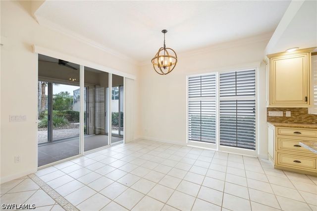 4260 Montalvo CT, Naples, FL 34109