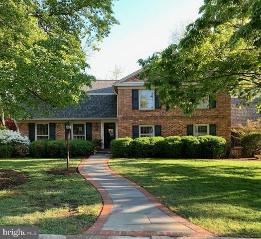 6904 OLD GATE LN, North Bethesda, MD 20852