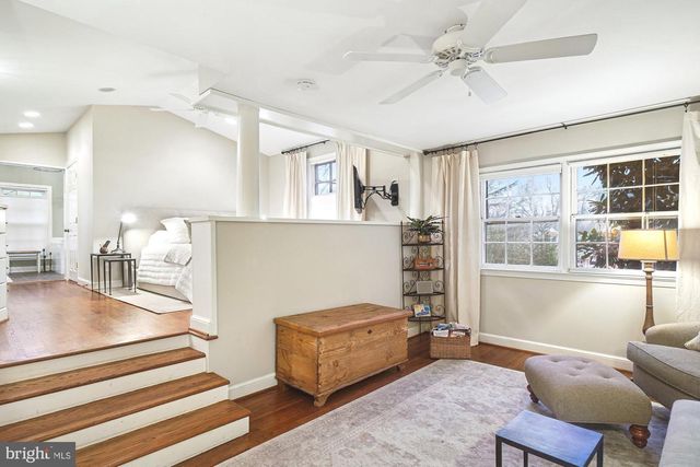 6904 OLD GATE LN, North Bethesda, MD 20852