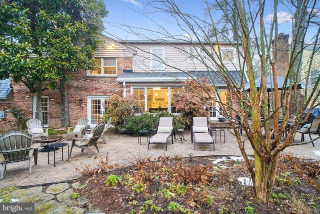 6904 OLD GATE LN, North Bethesda, MD 20852