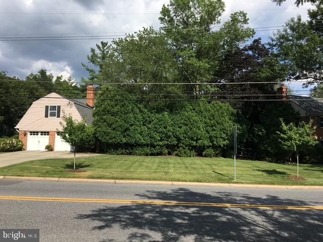 6904 OLD GATE LN, North Bethesda, MD 20852