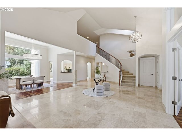 3333 RIVERPLACE Dr, Eugene, OR 97401