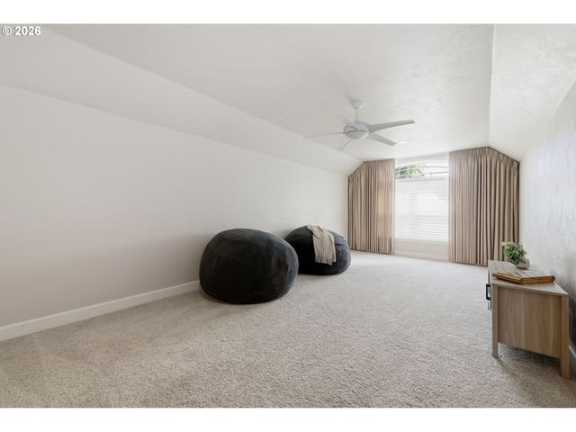 3333 RIVERPLACE Dr, Eugene, OR 97401
