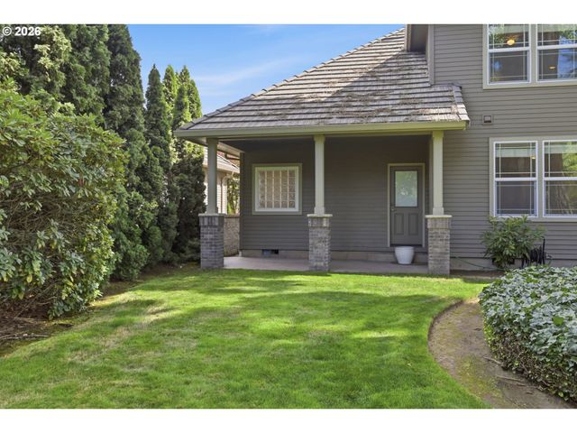 3333 RIVERPLACE Dr, Eugene, OR 97401