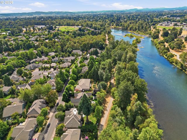 3333 RIVERPLACE Dr, Eugene, OR 97401